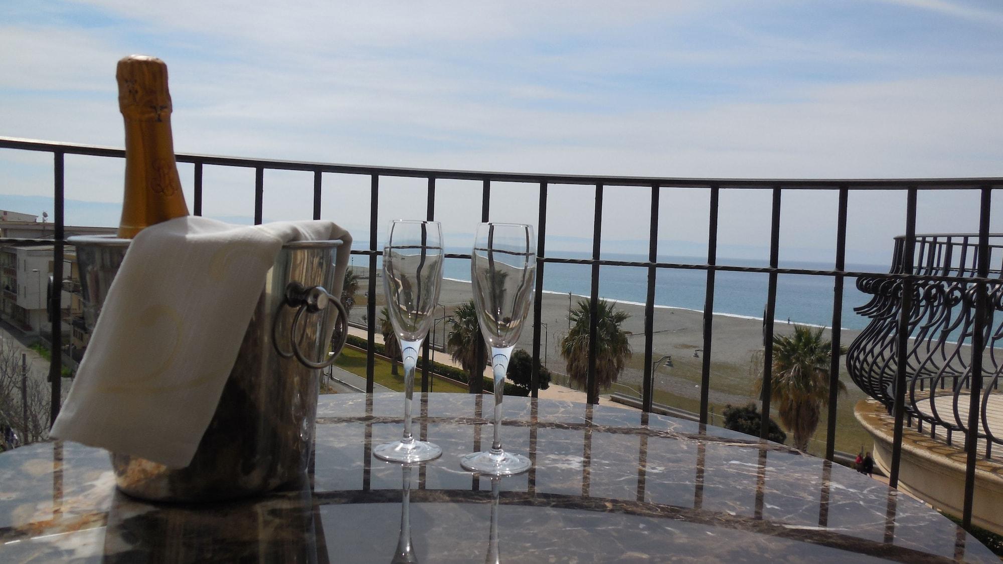 Marechiaro Hotel Gizzeria